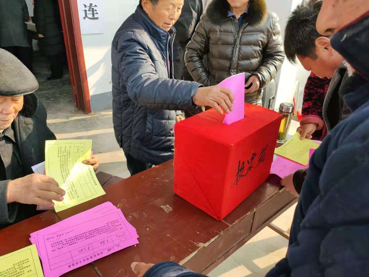 投票人工真实刷票软件_真实人工投票怎么刷票_投票人工真实刷票什么意思